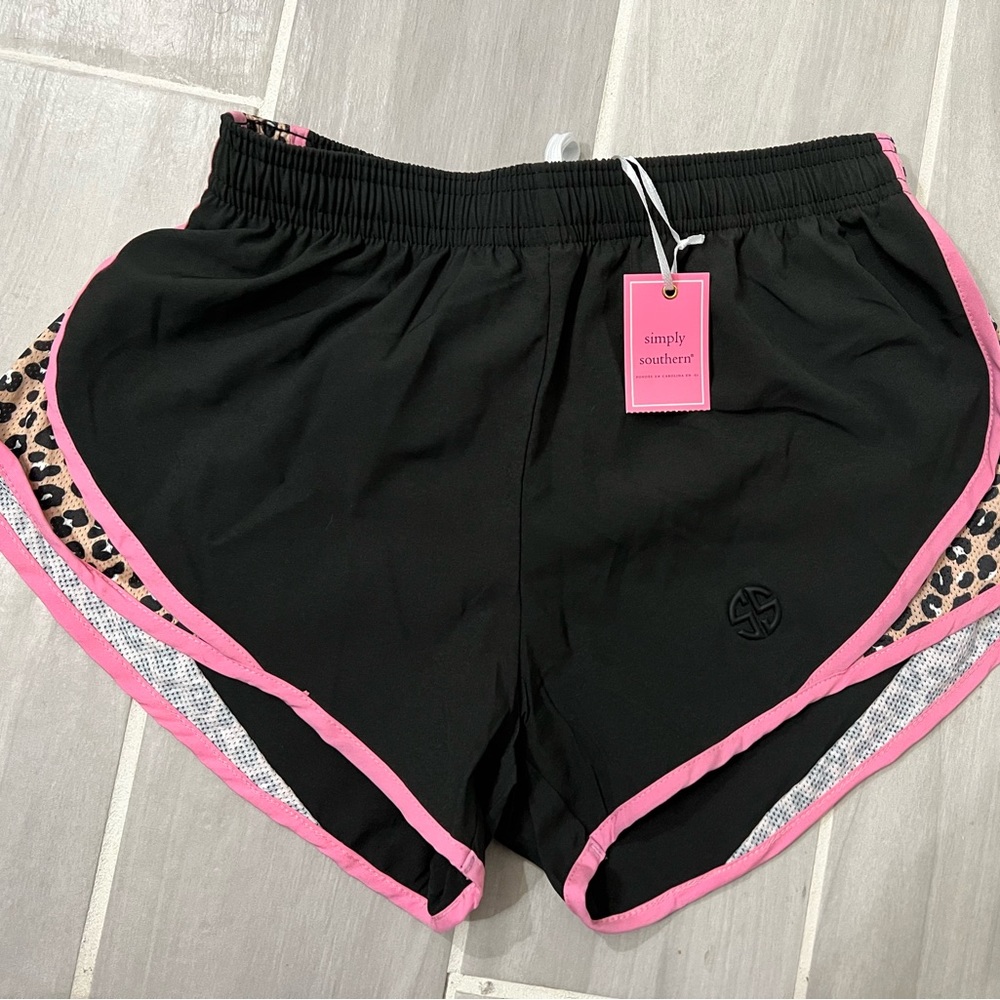 Simply southern shorts size small